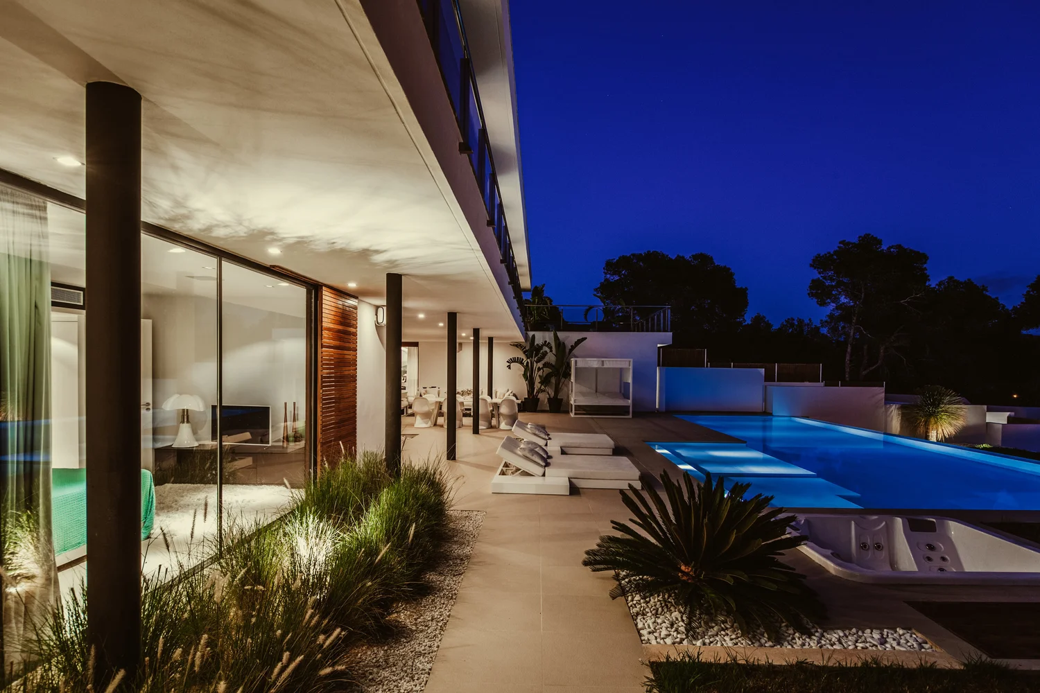 The Lunna Villa