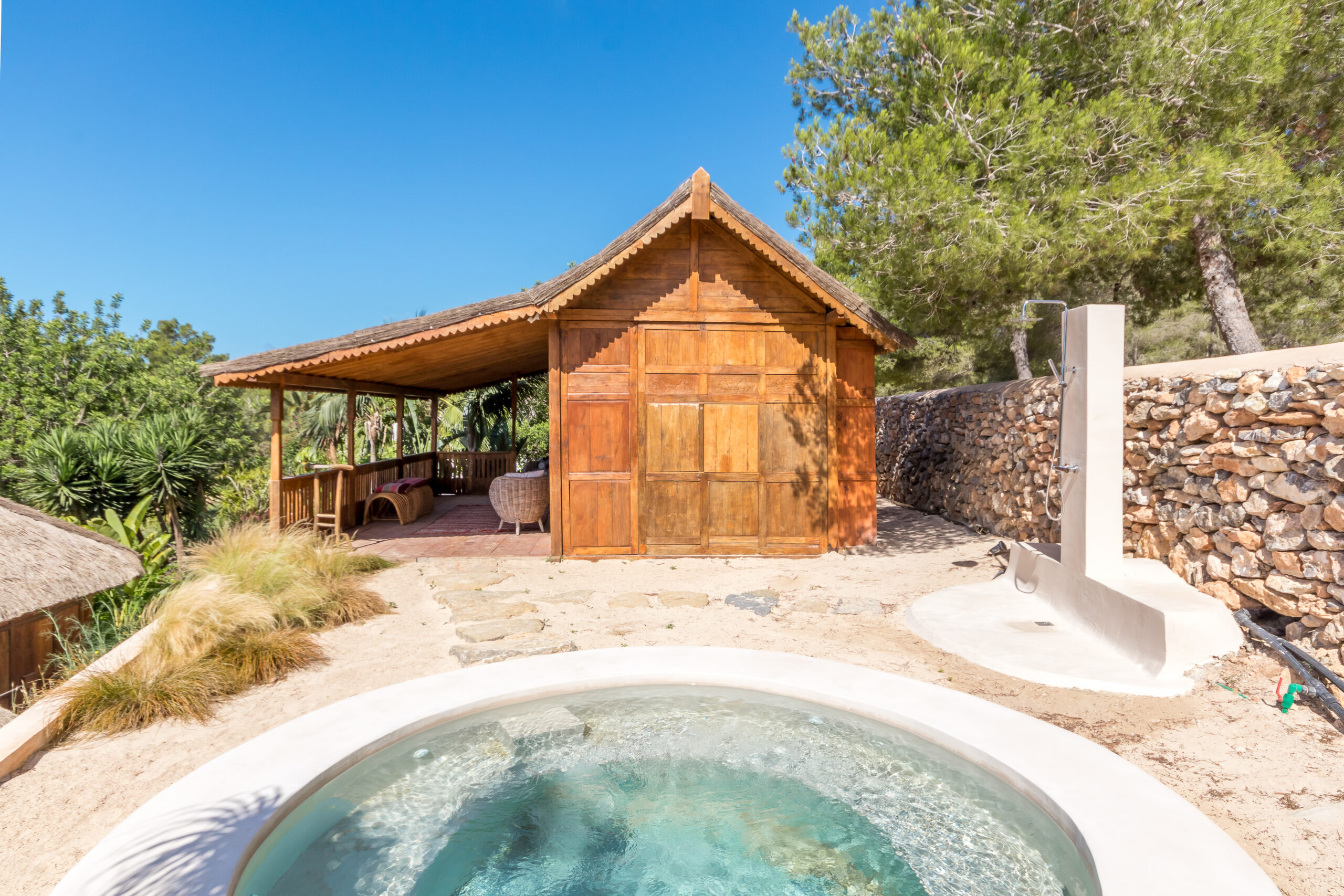 The Miraflores Villa