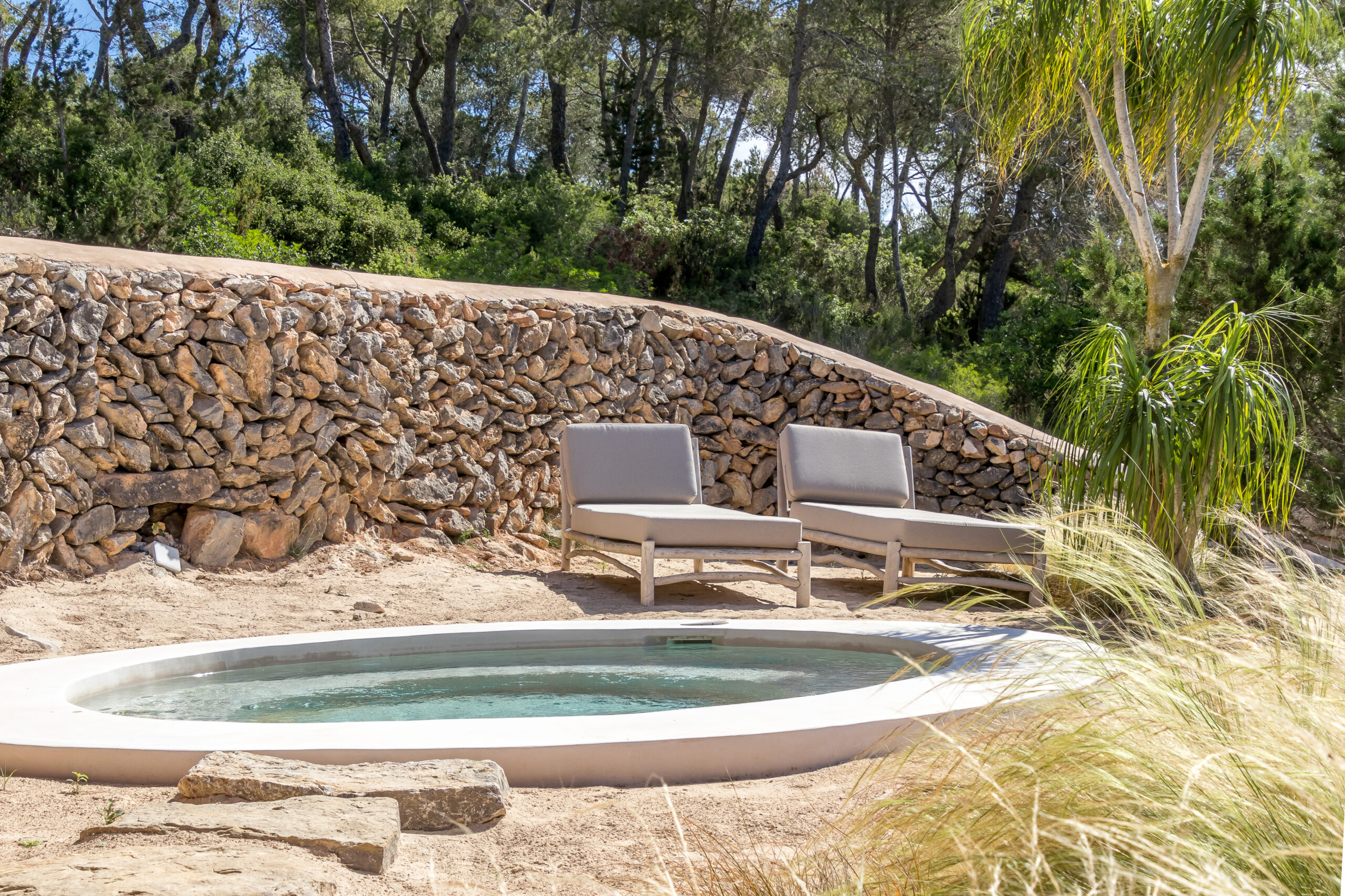 The Miraflores Villa