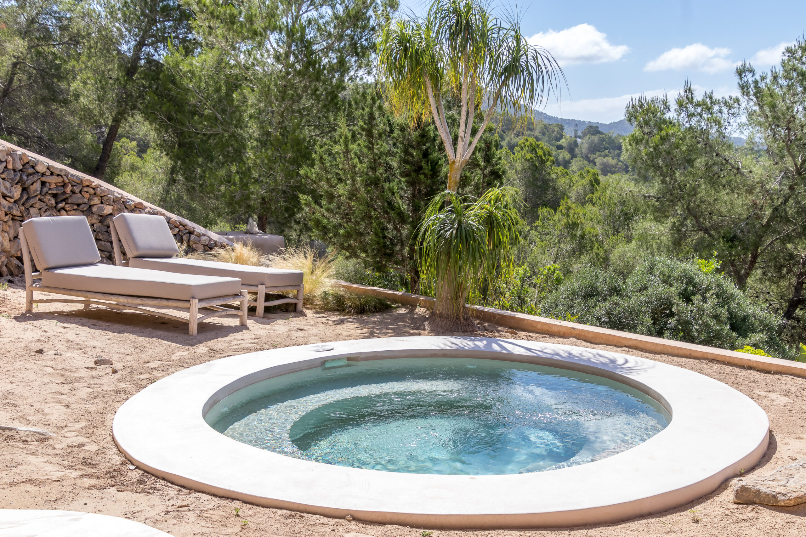 The Miraflores Villa