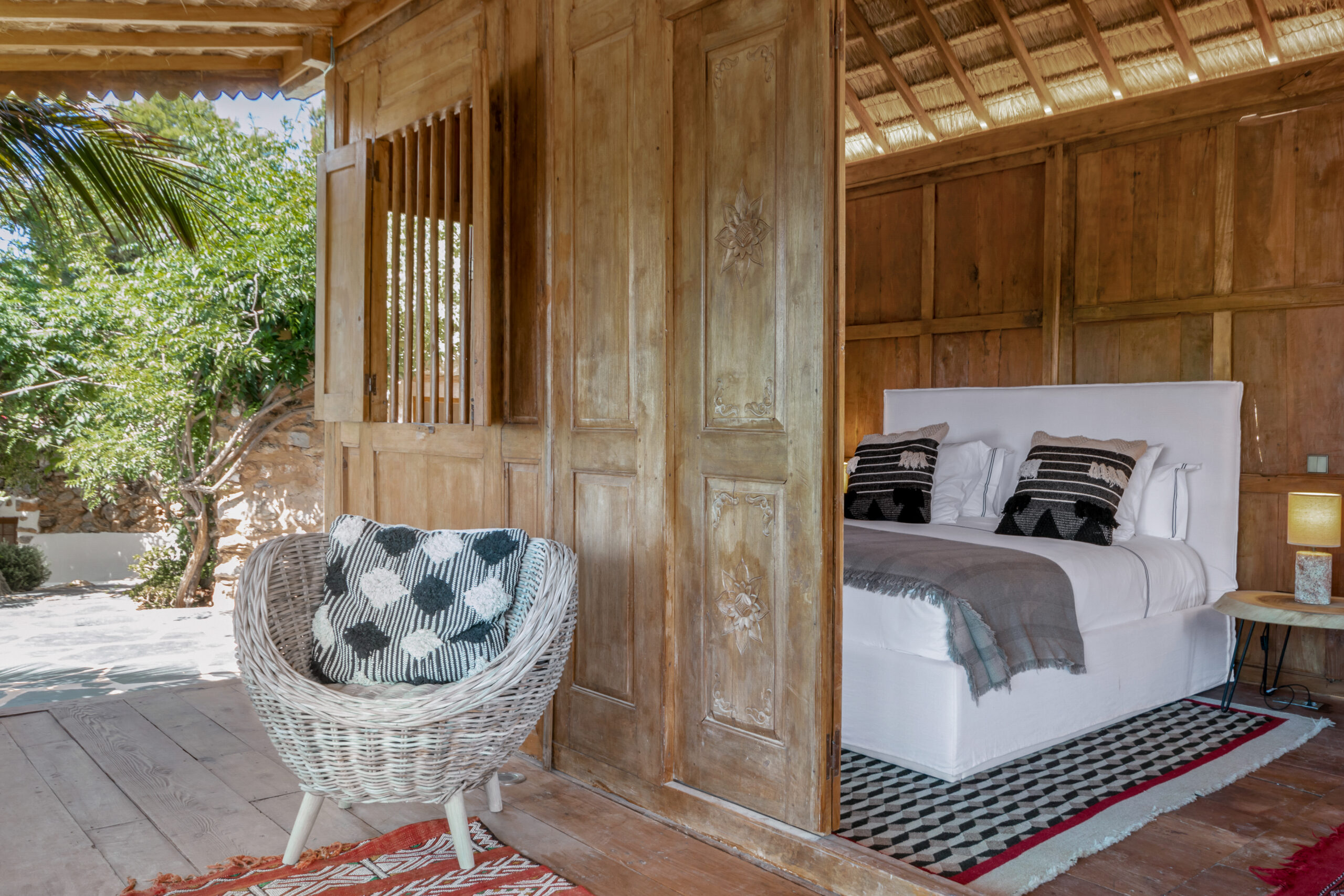 The Miraflores Villa