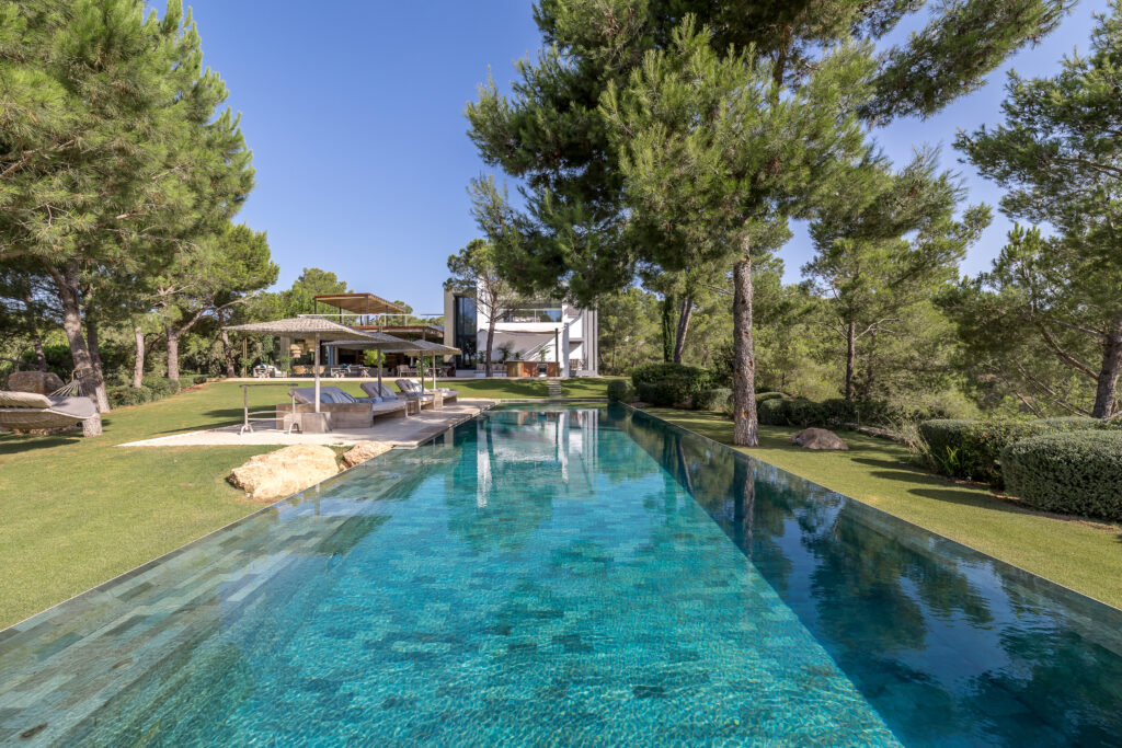 The Candelas Villa