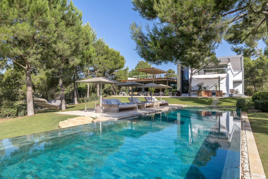 The Candelas Villa