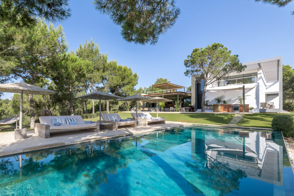 The Candelas Villa