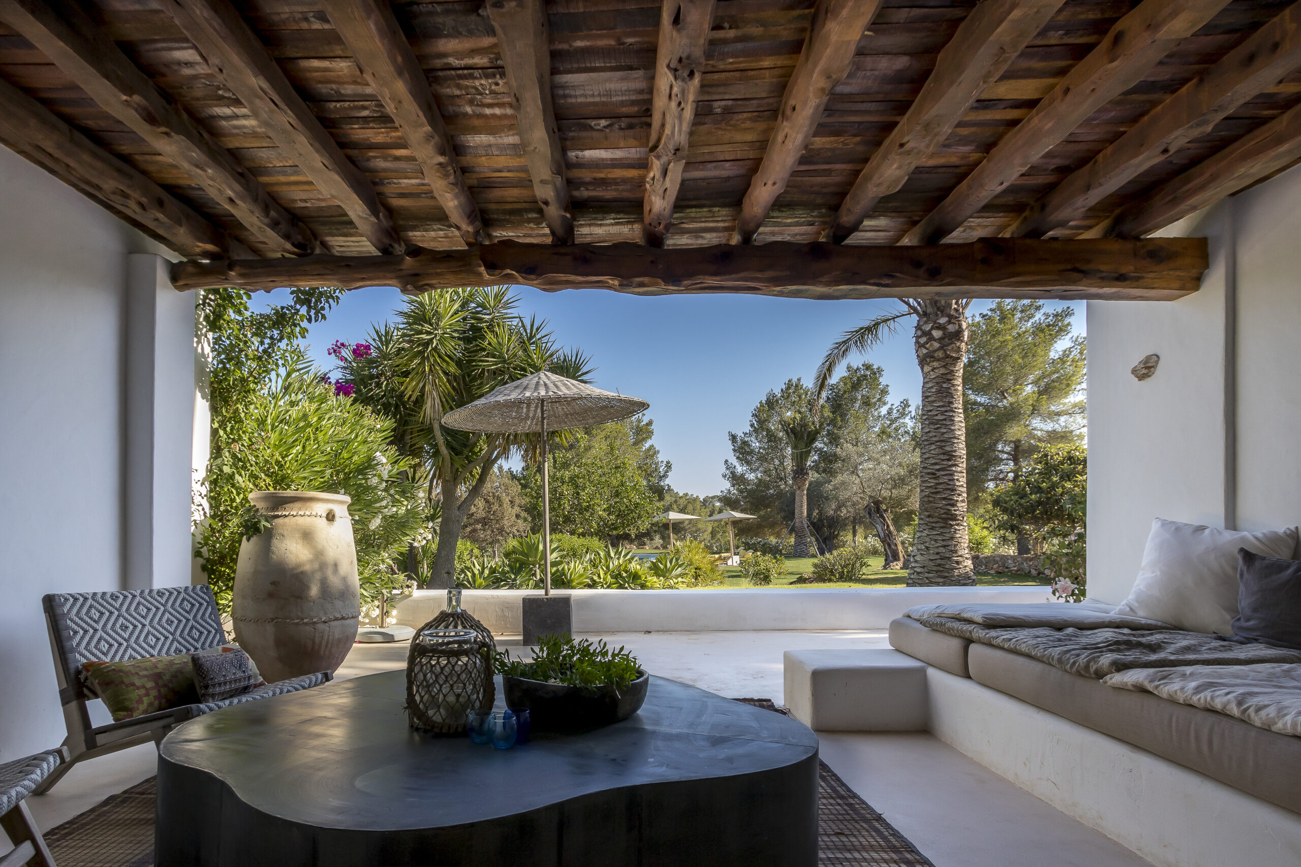 The Miraflores Villa