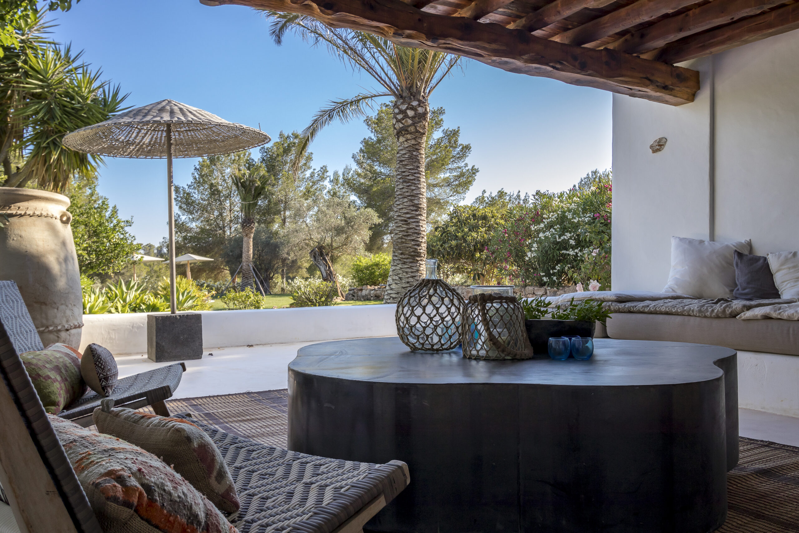 The Miraflores Villa