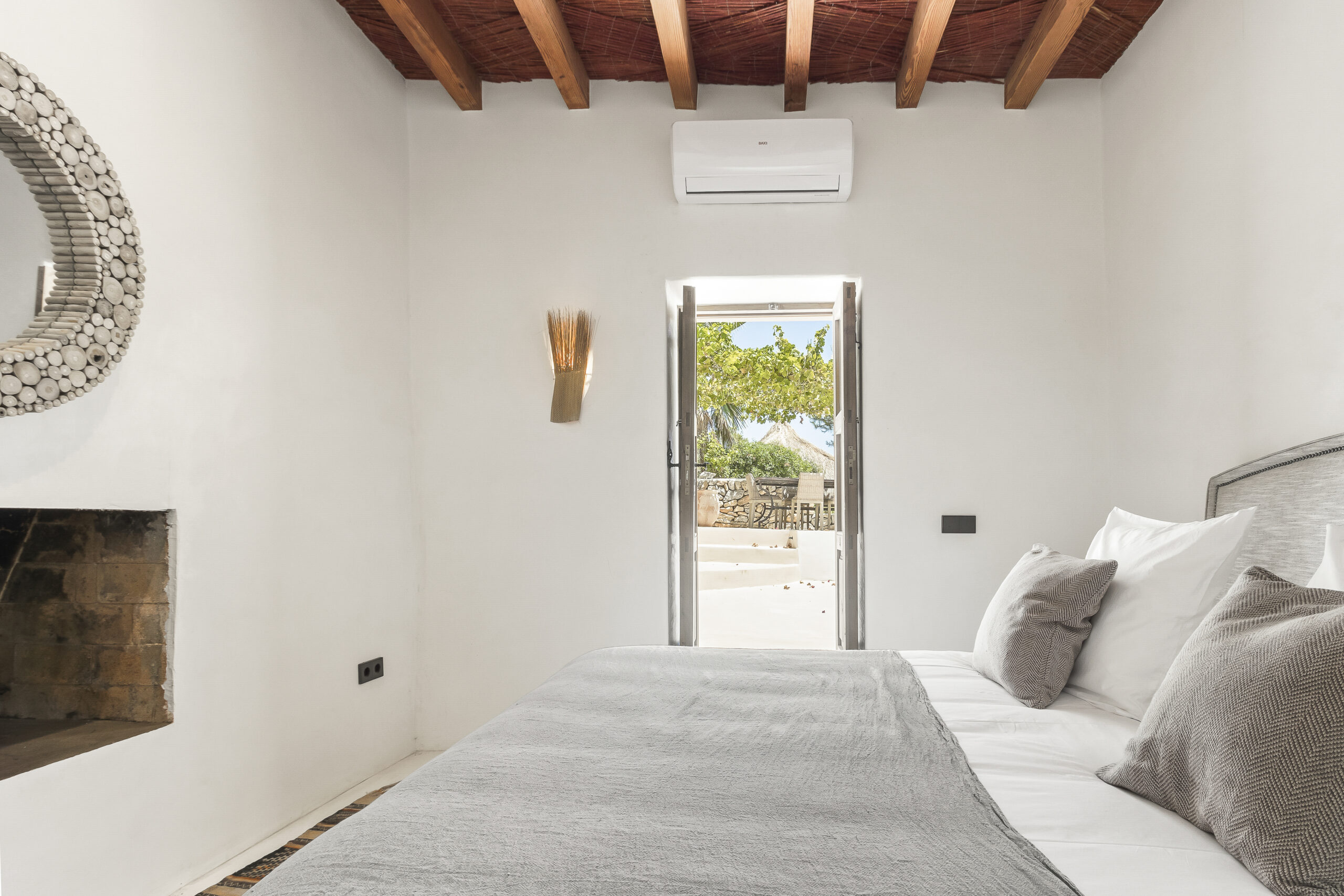 The Miraflores Villa