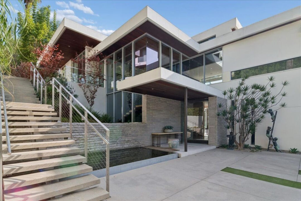 The Plaza Mansion