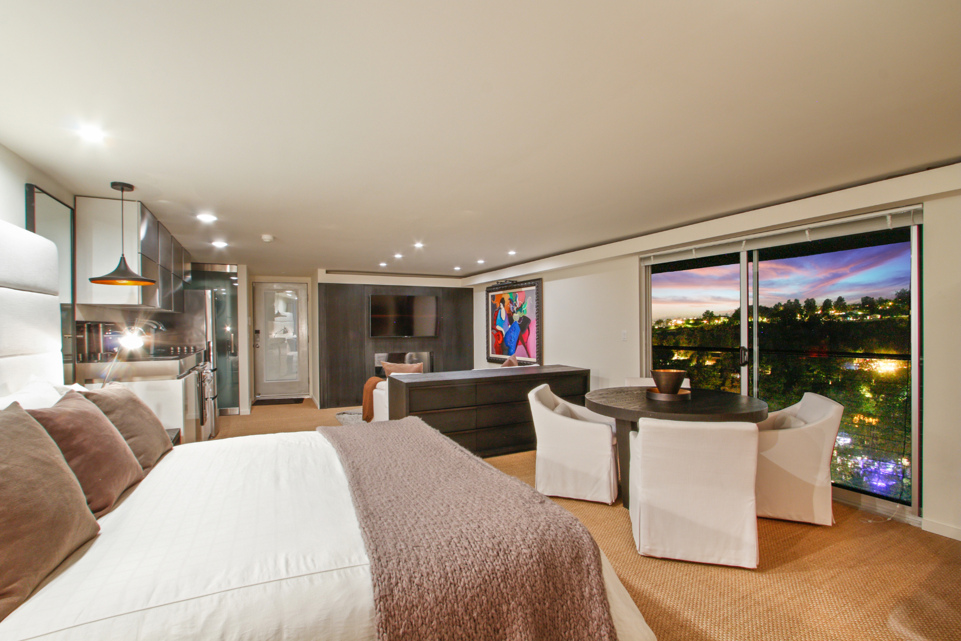 The Bevlyn Villa