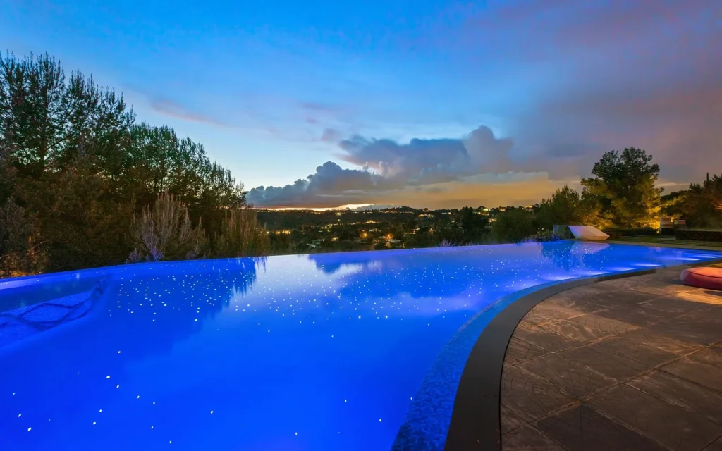 The Ridge Mansion