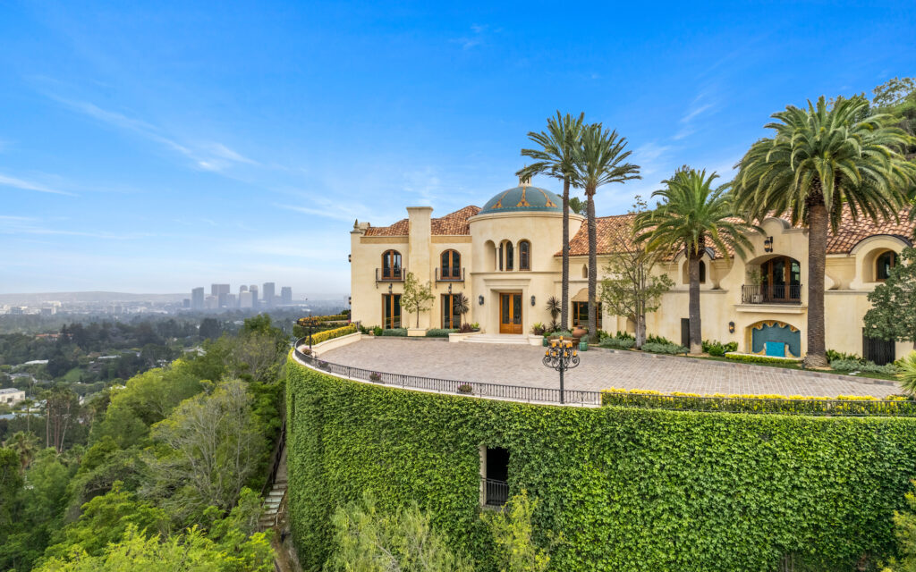 The Cielo Mansion