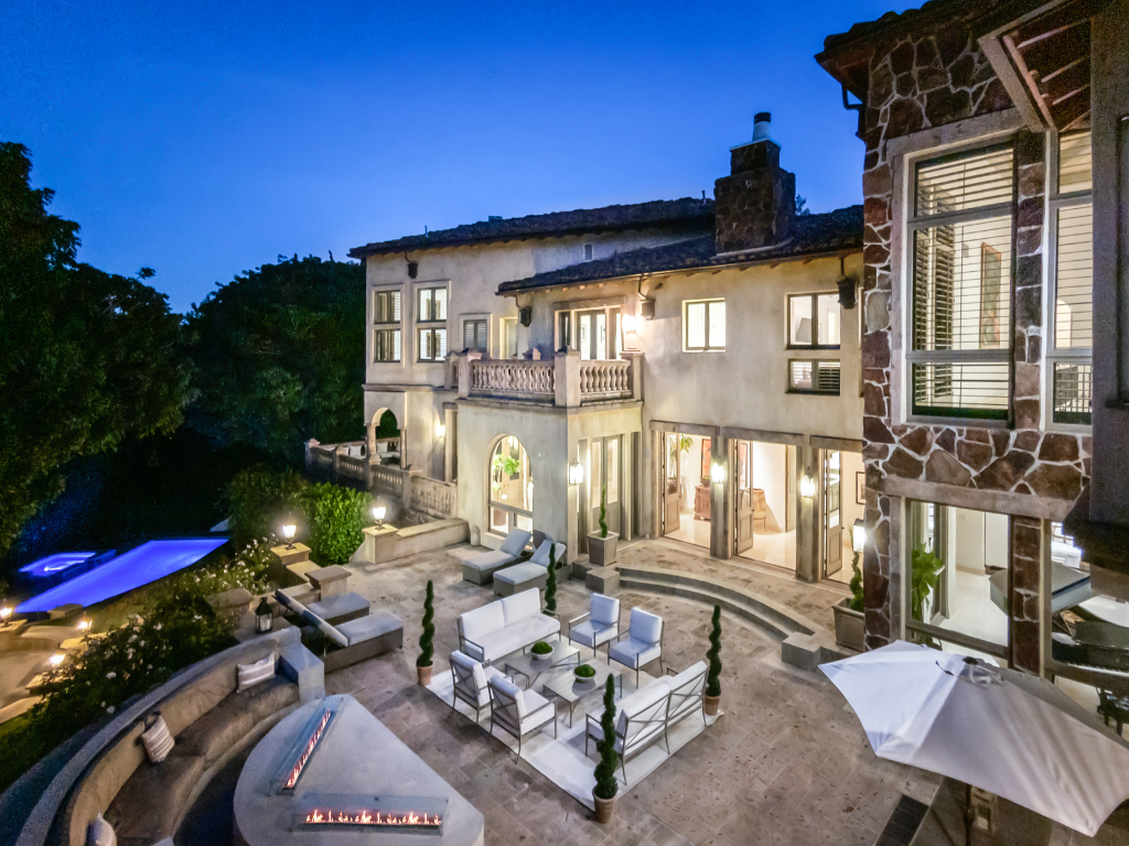 The Carolwood Villa
