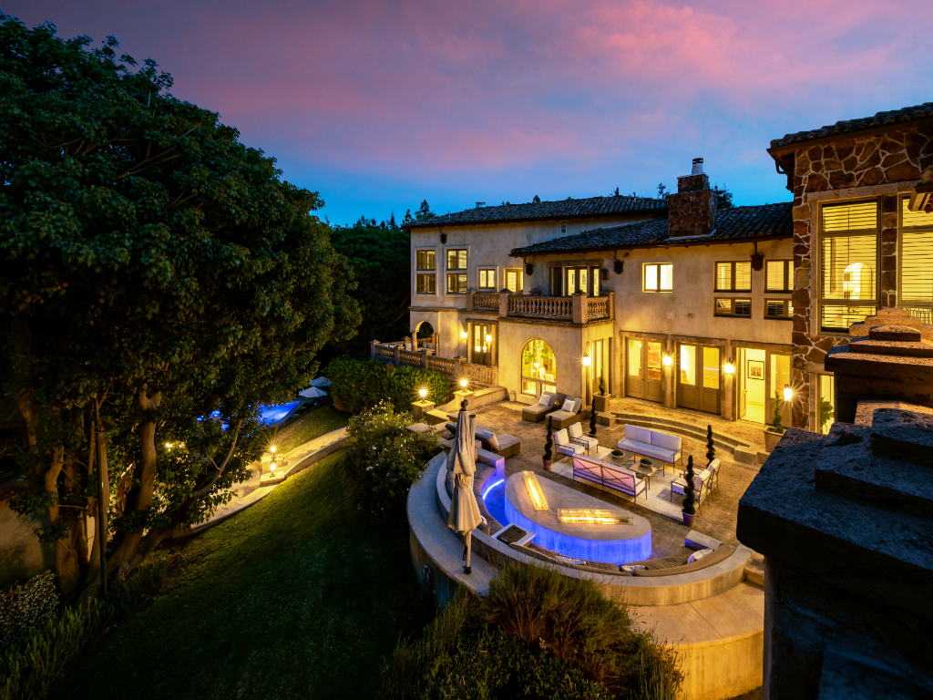 The Carolwood Villa