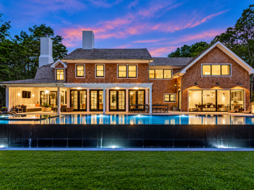 The Sixpole Villa