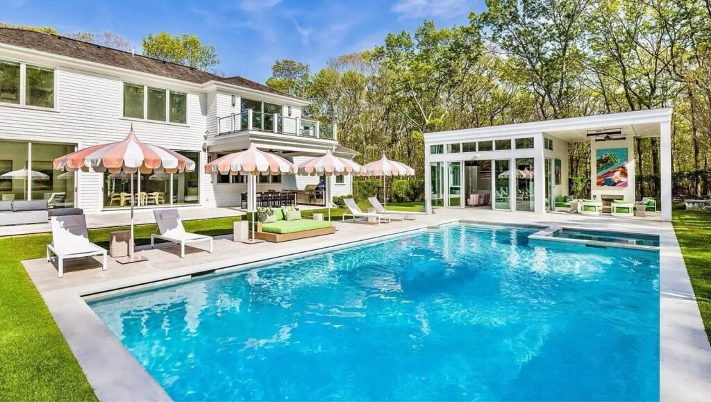 The Deerfield Villa