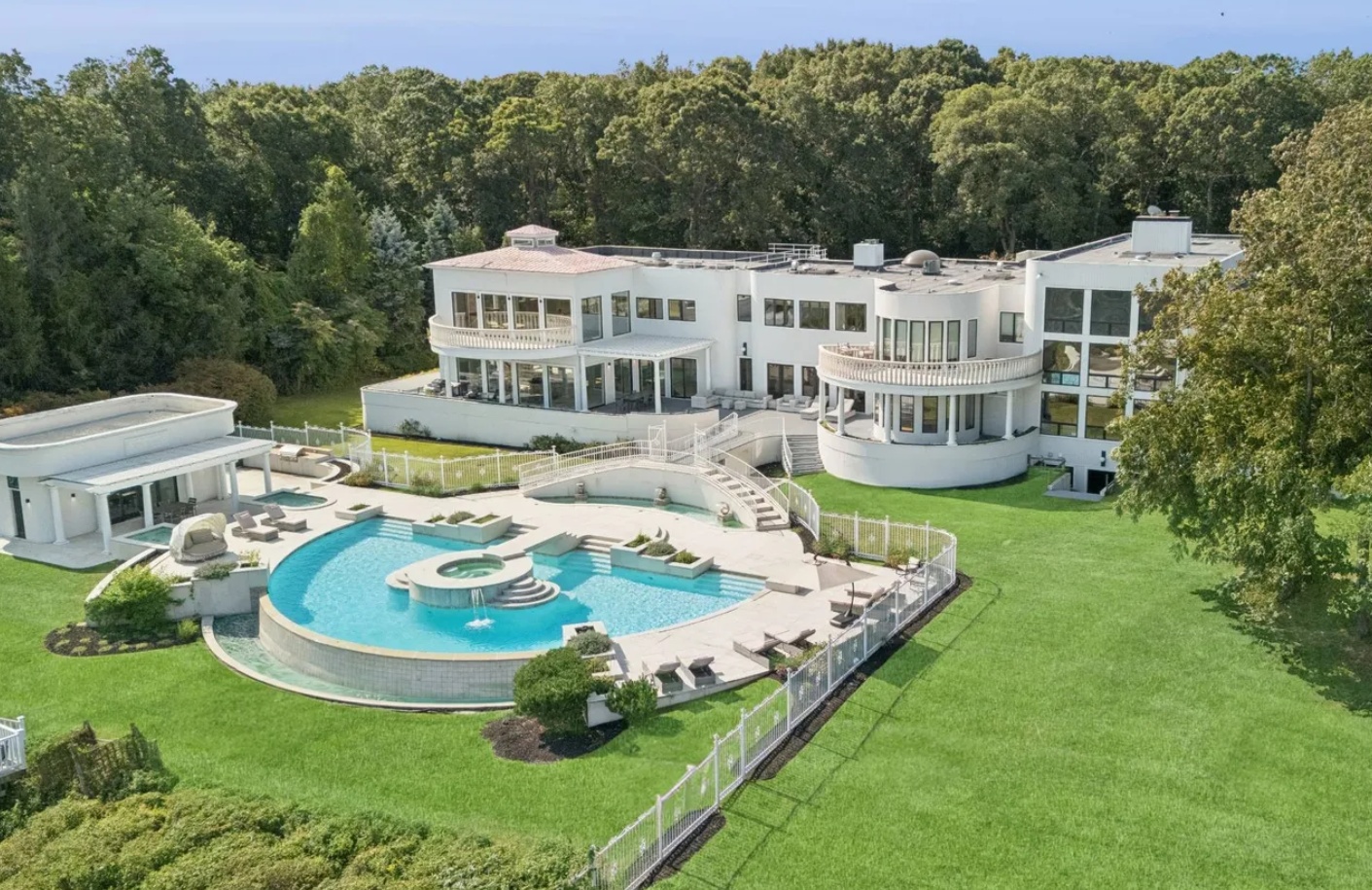 The Palais Estate
