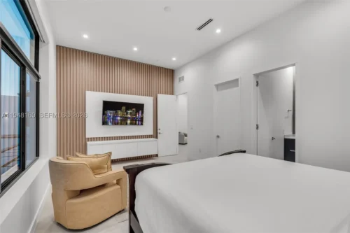Bedroom 6