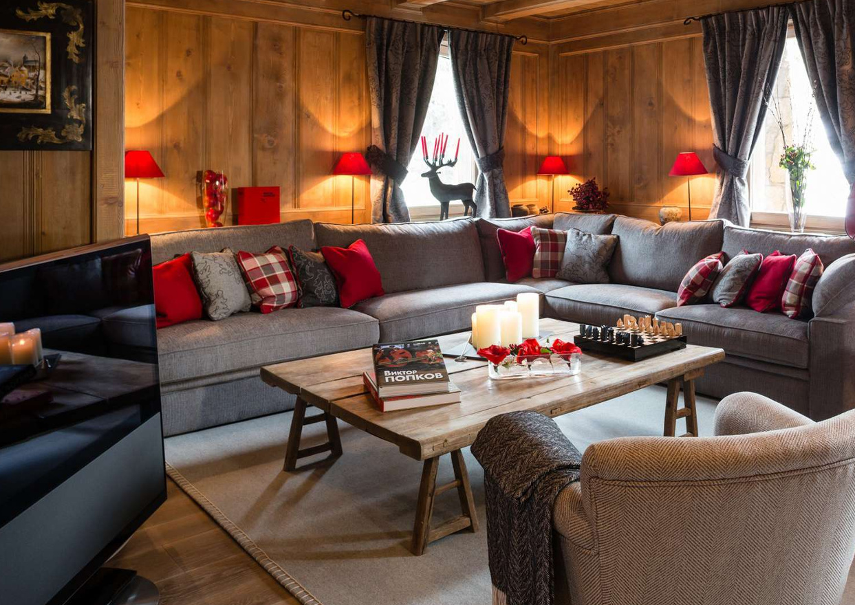The Cedarwood Chalet