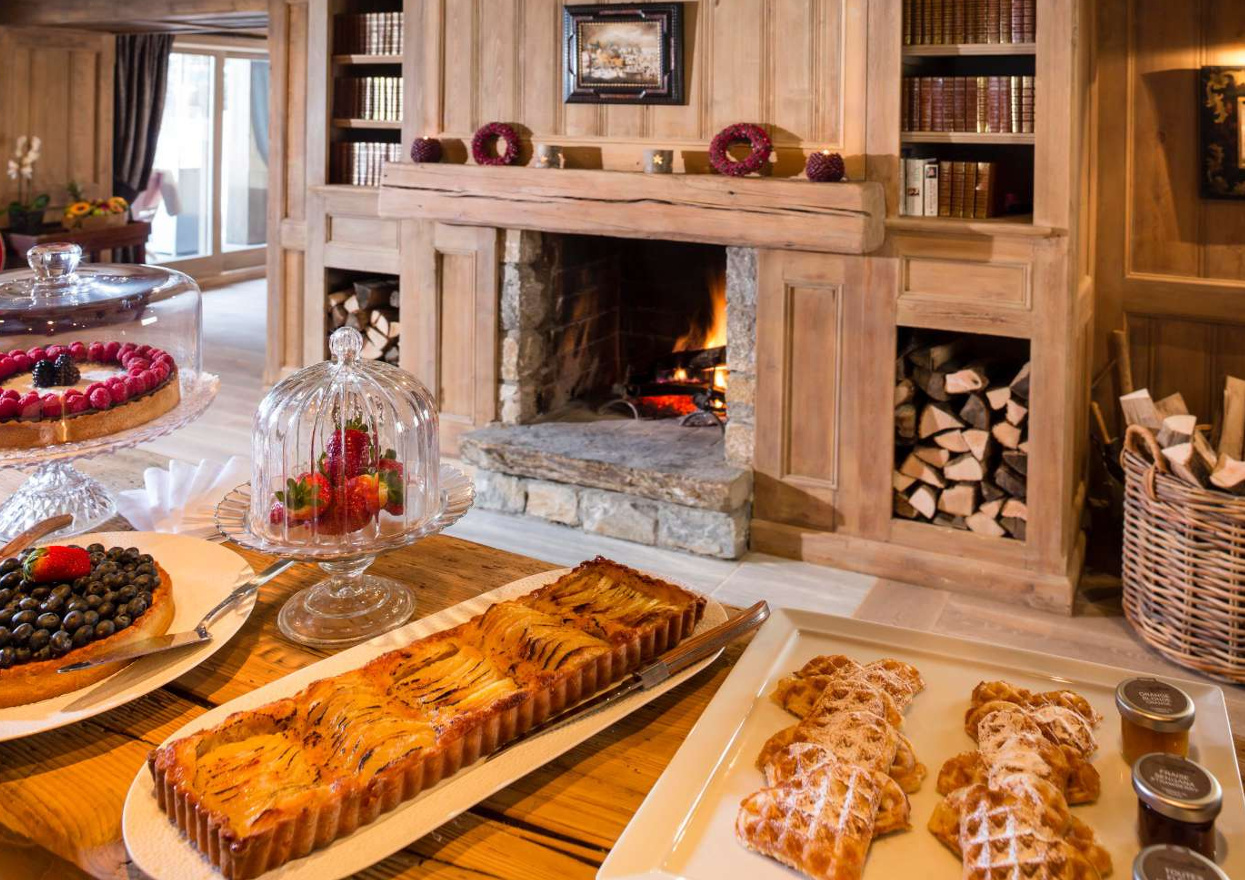 The Cedarwood Chalet