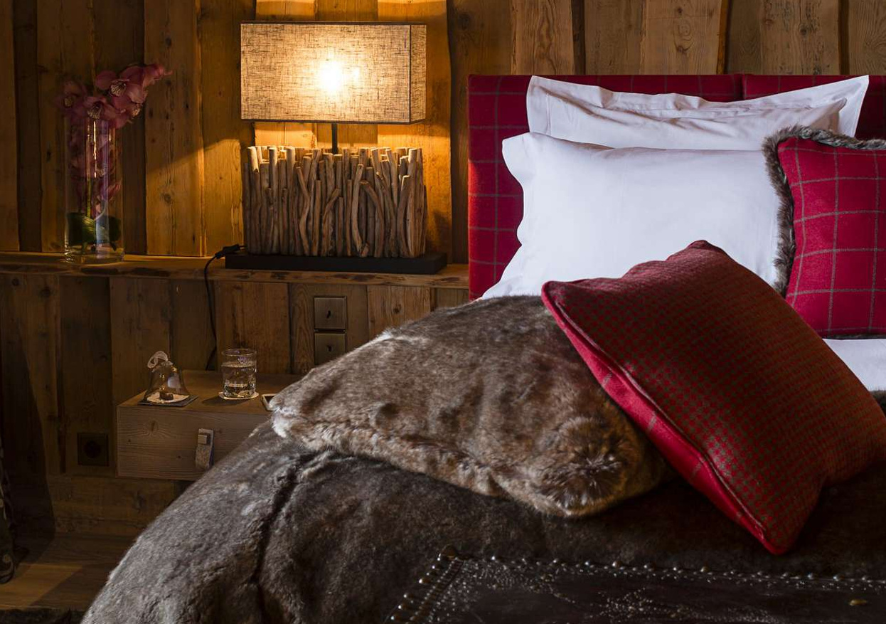 The Cedarwood Chalet