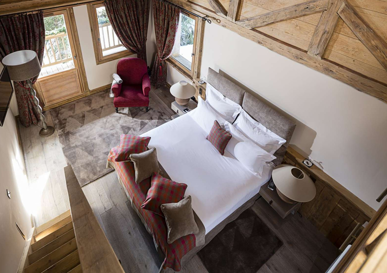The Cedarwood Chalet