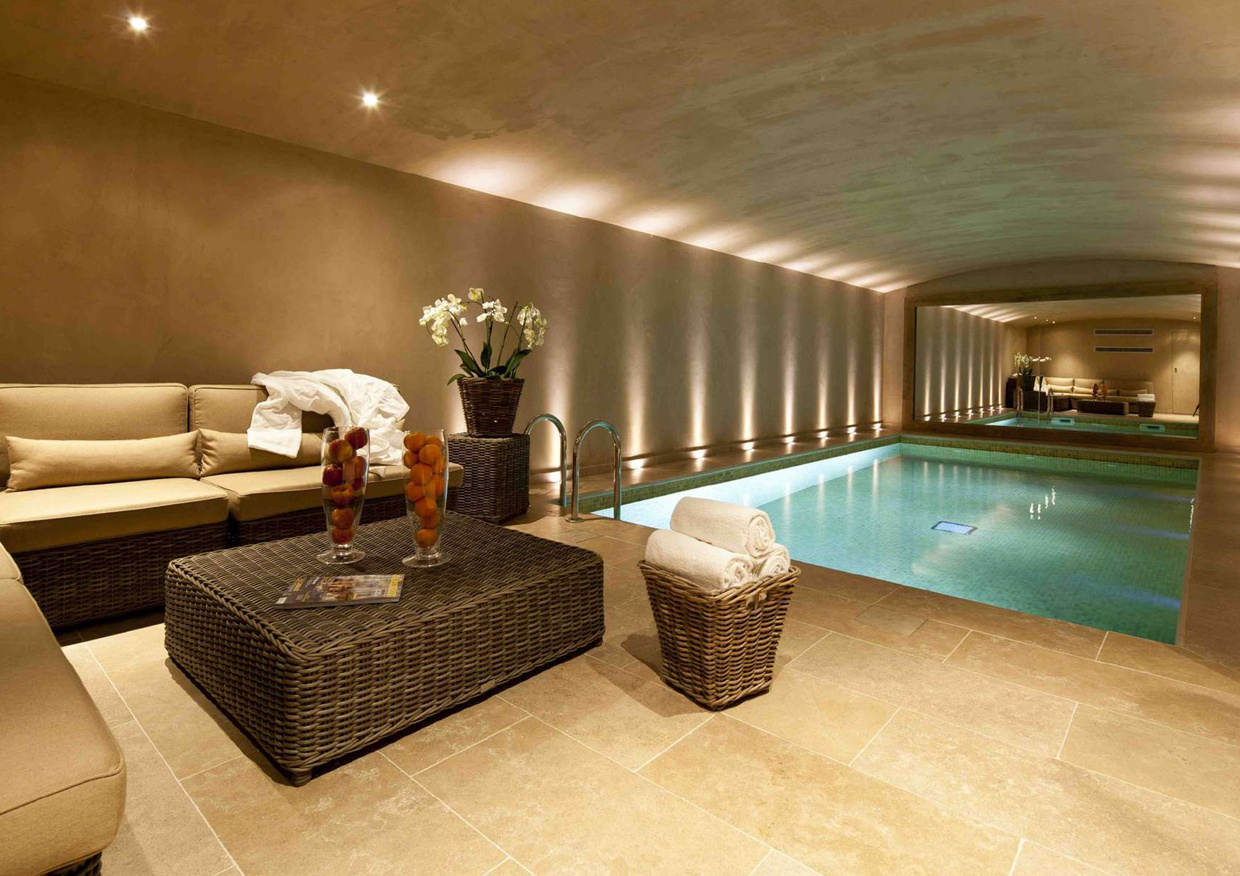 The Cedarwood Chalet