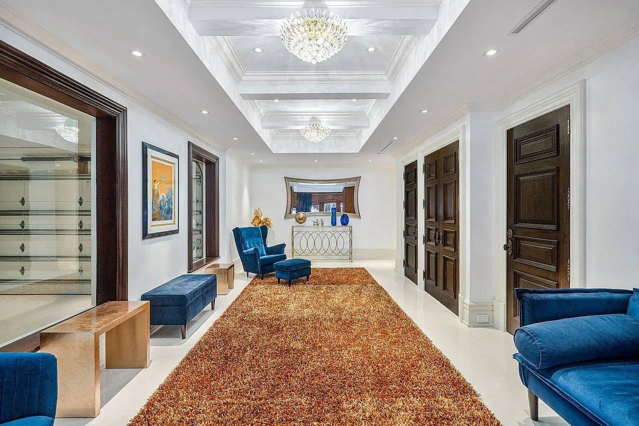 The Yacht Villa