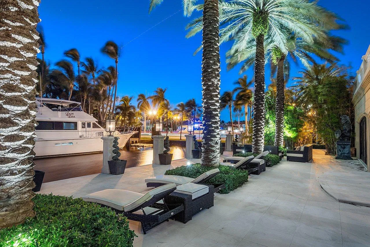 The Yacht Villa
