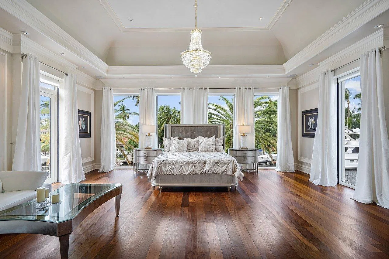 The Yacht Villa