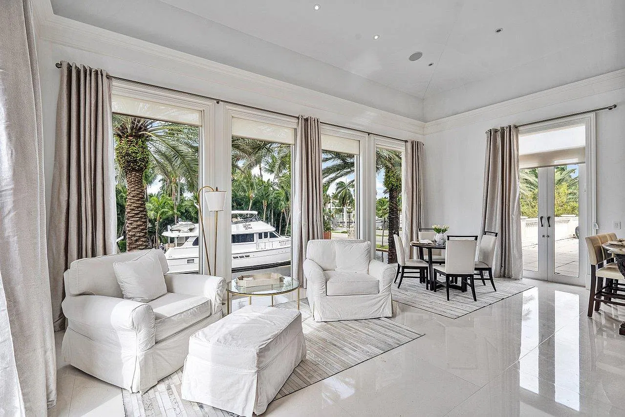 The Yacht Villa