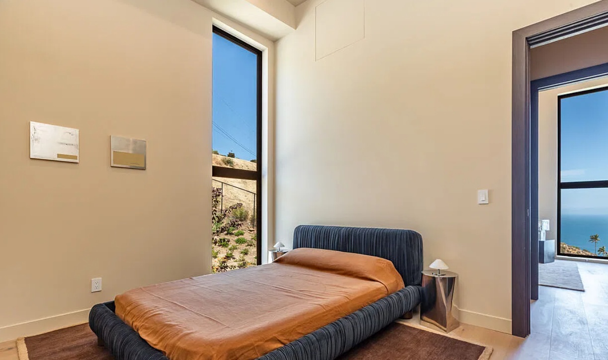 The Avenida Villa