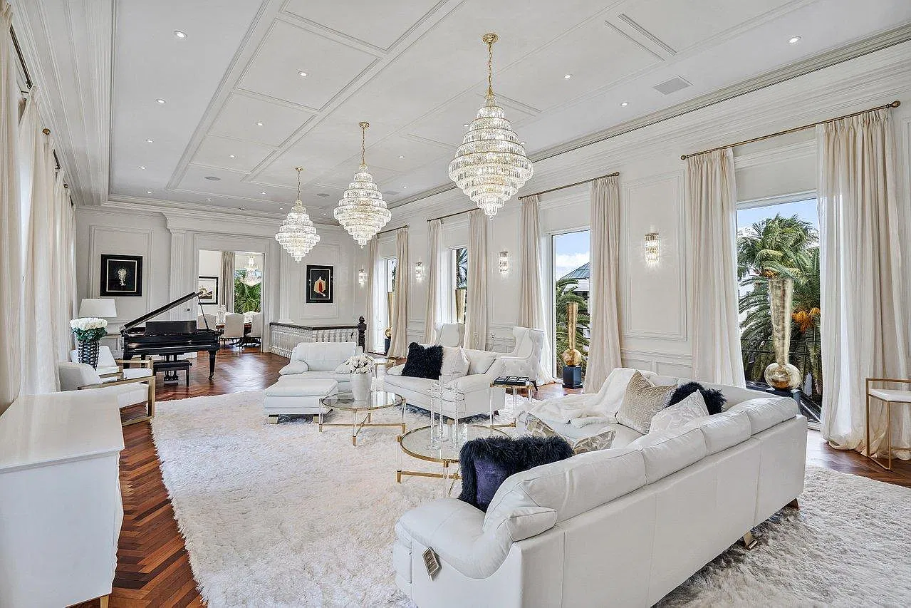 The Yacht Villa