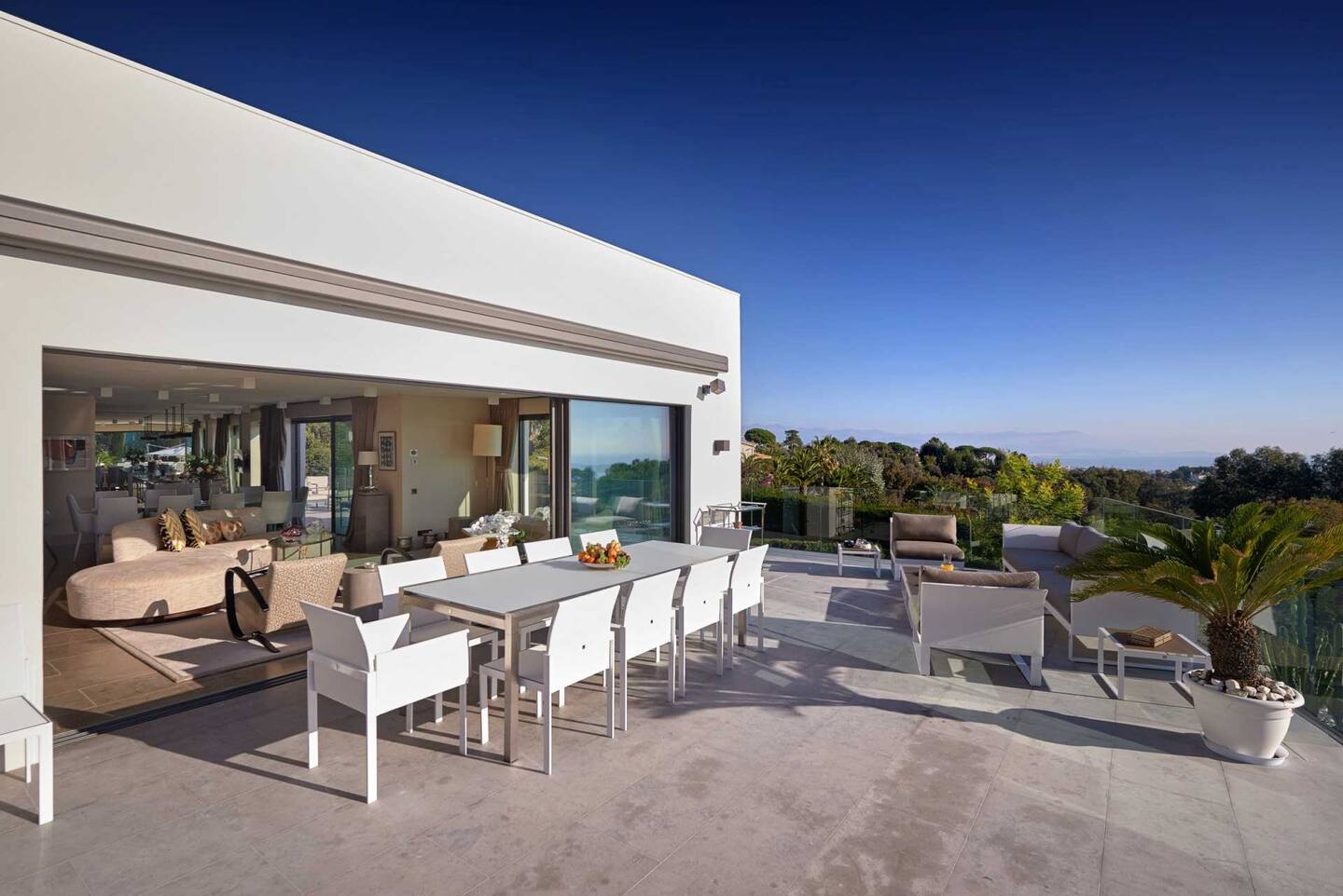 The Cantona Villa