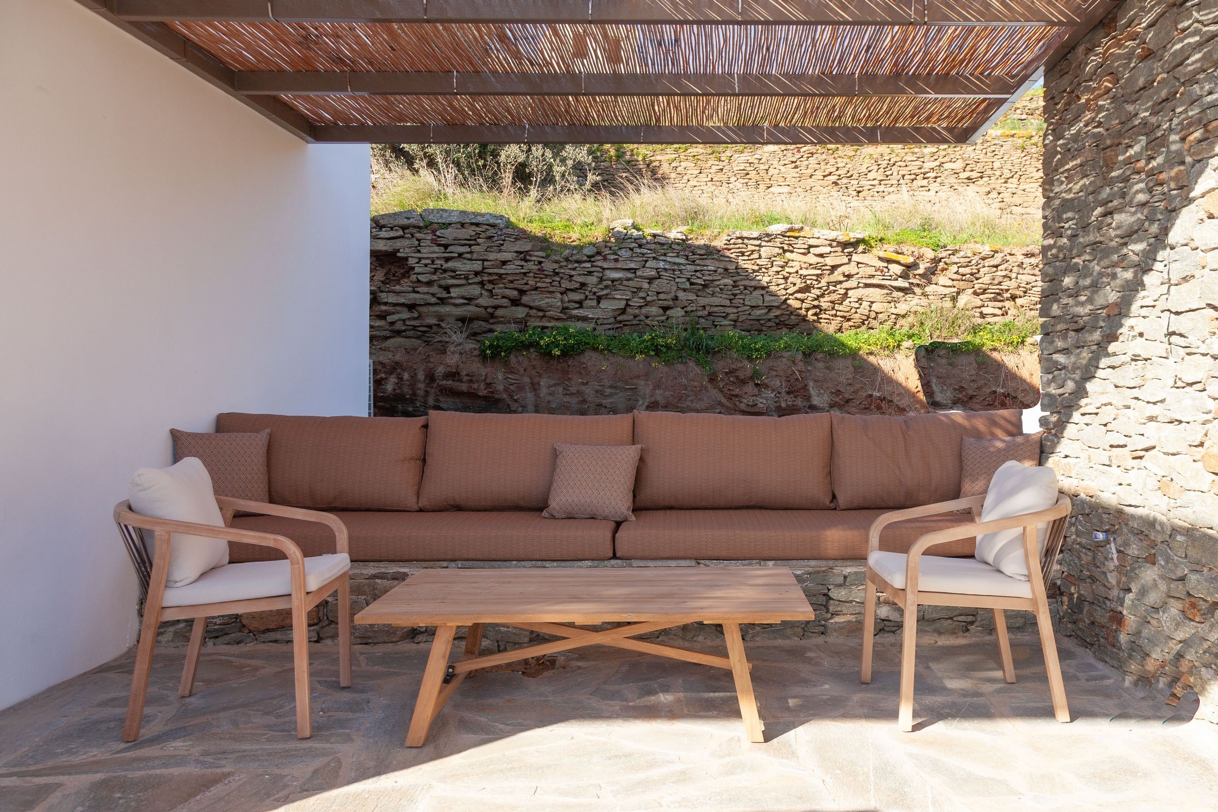 Lithos Estate
