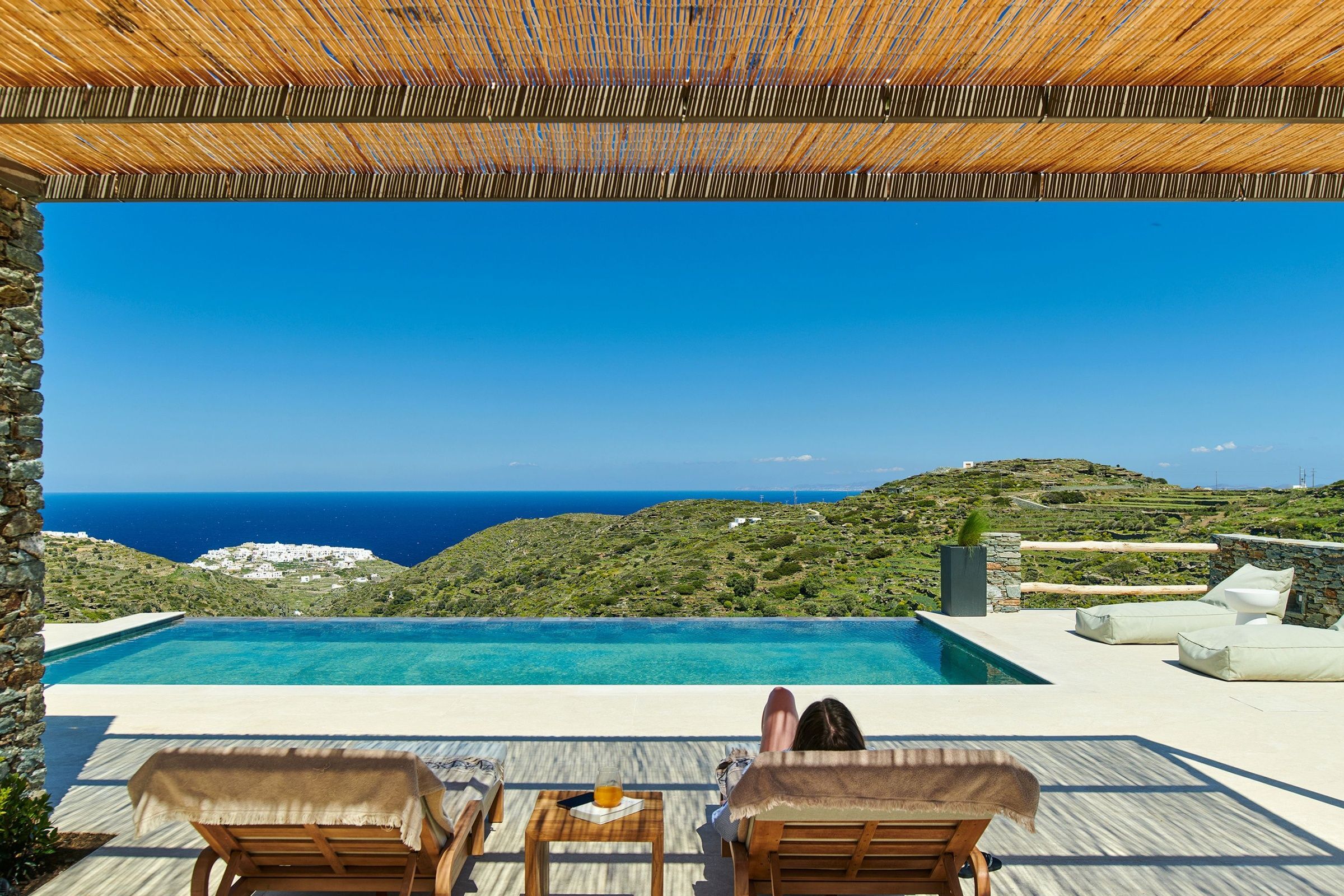 Lithos Estate