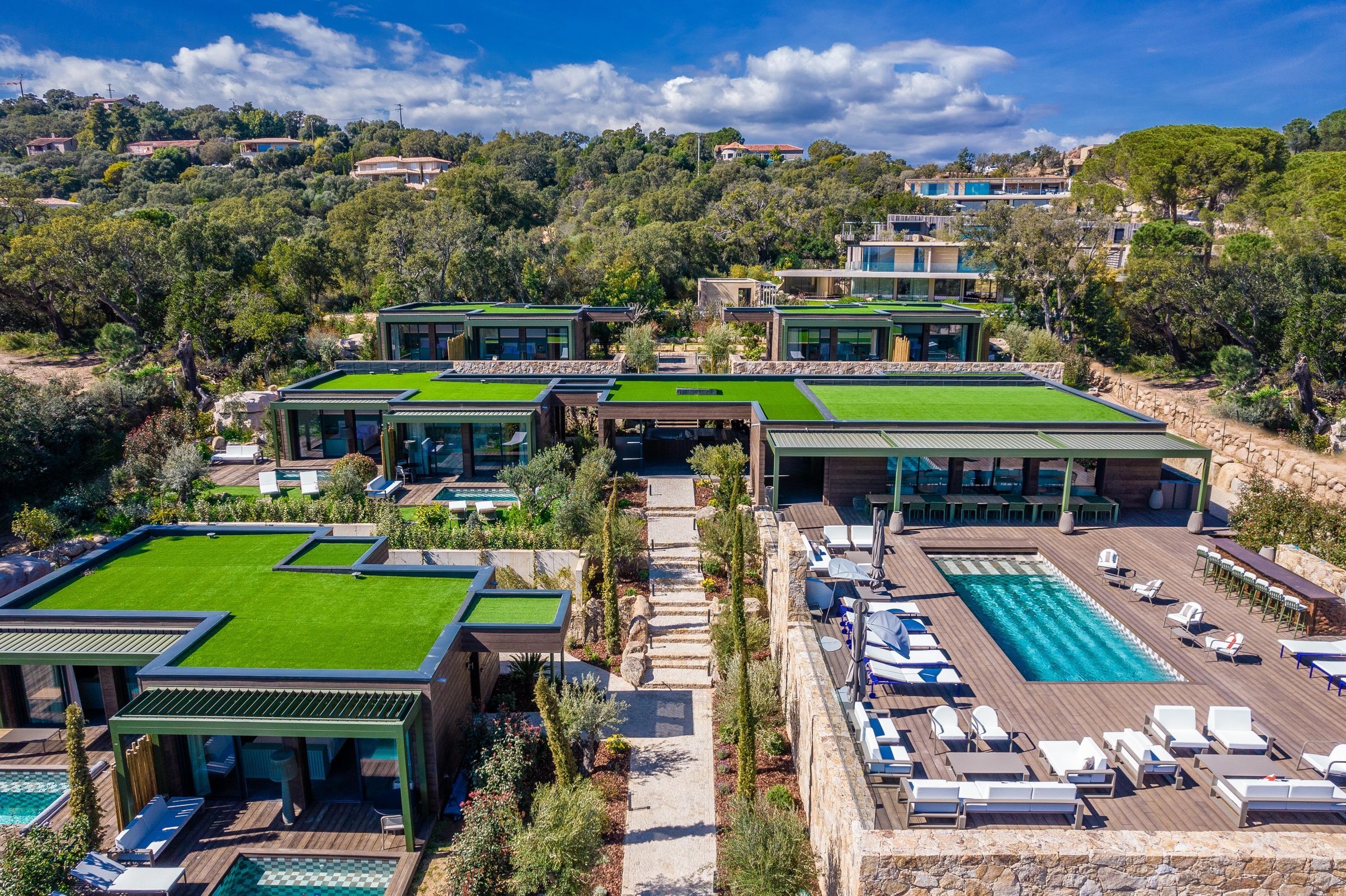Azzu Resort