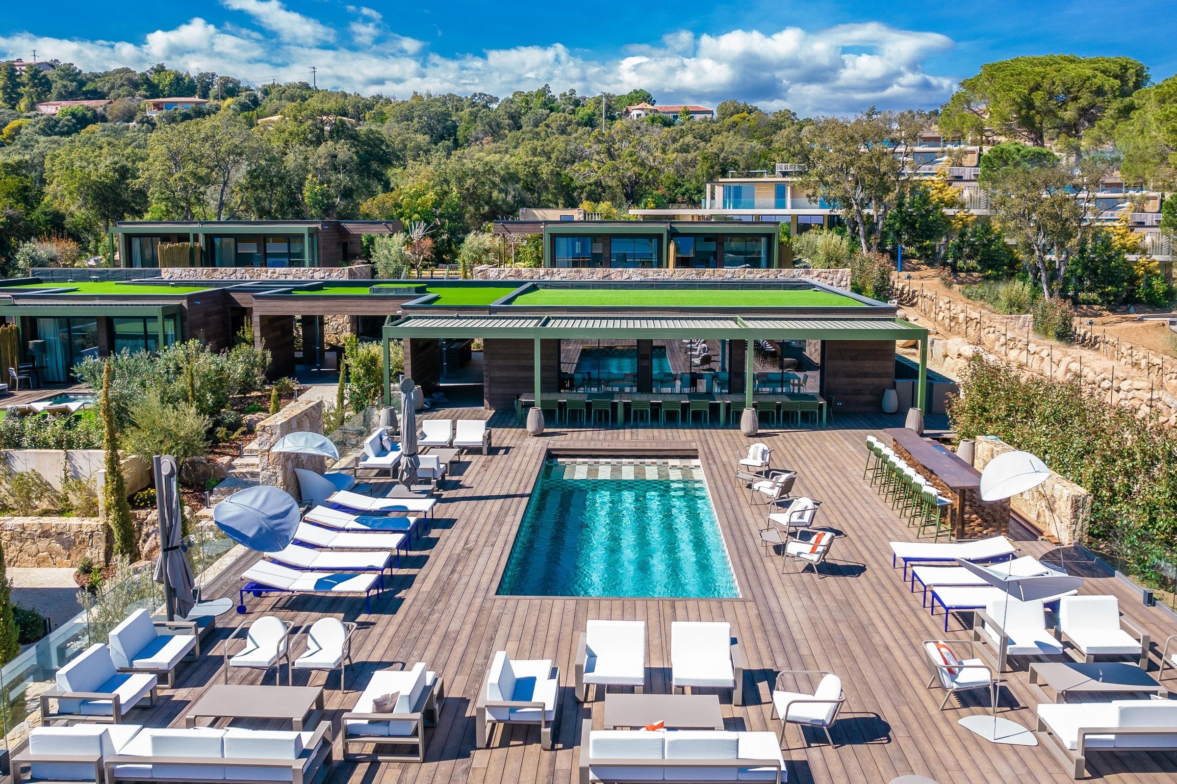 Azzu Resort