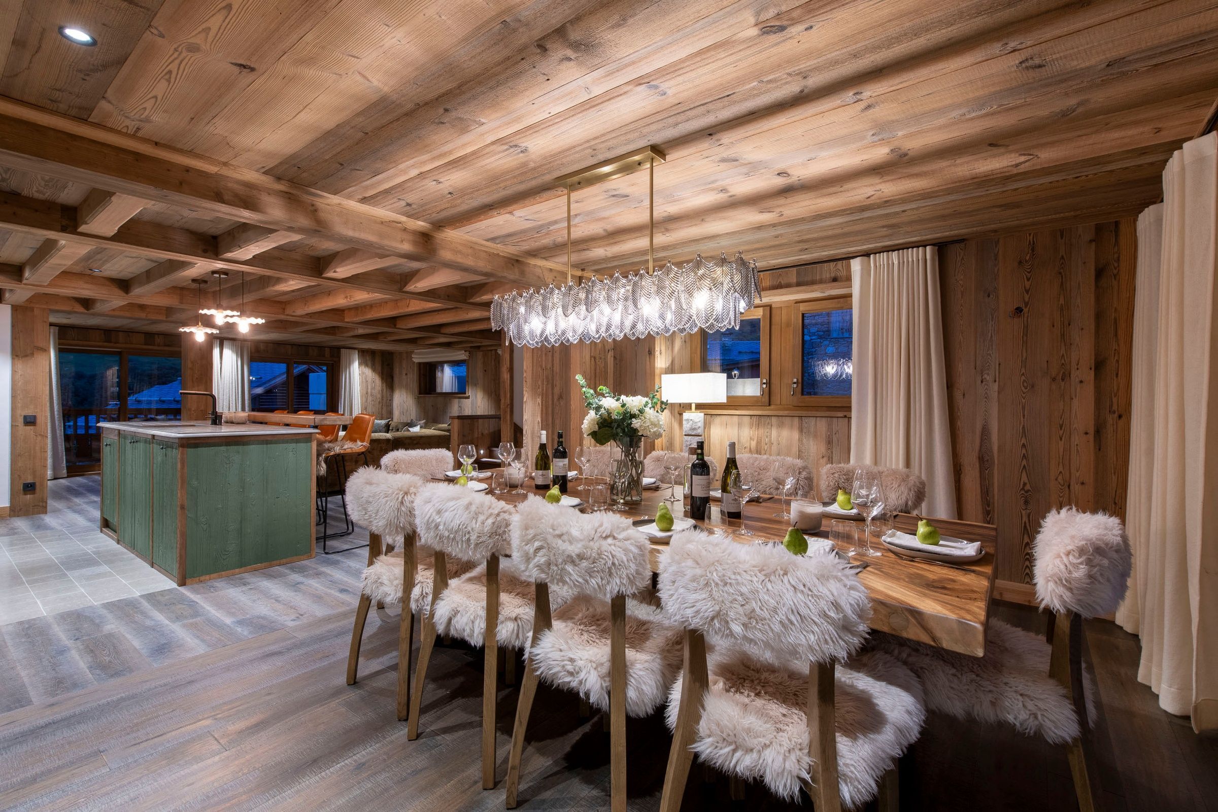 Chalet Caribou