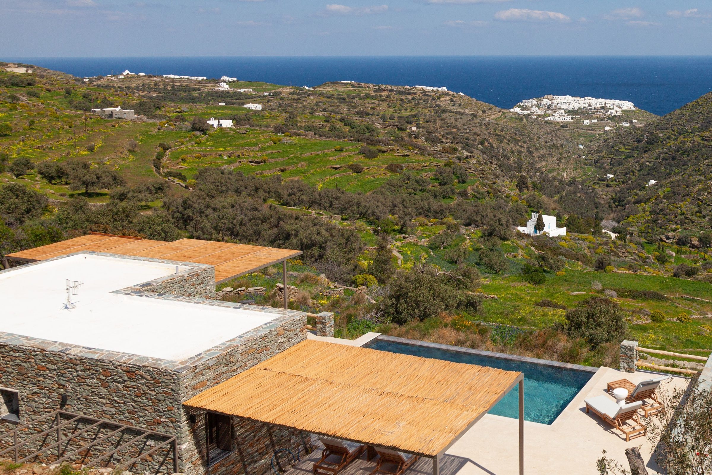 Lithos Estate