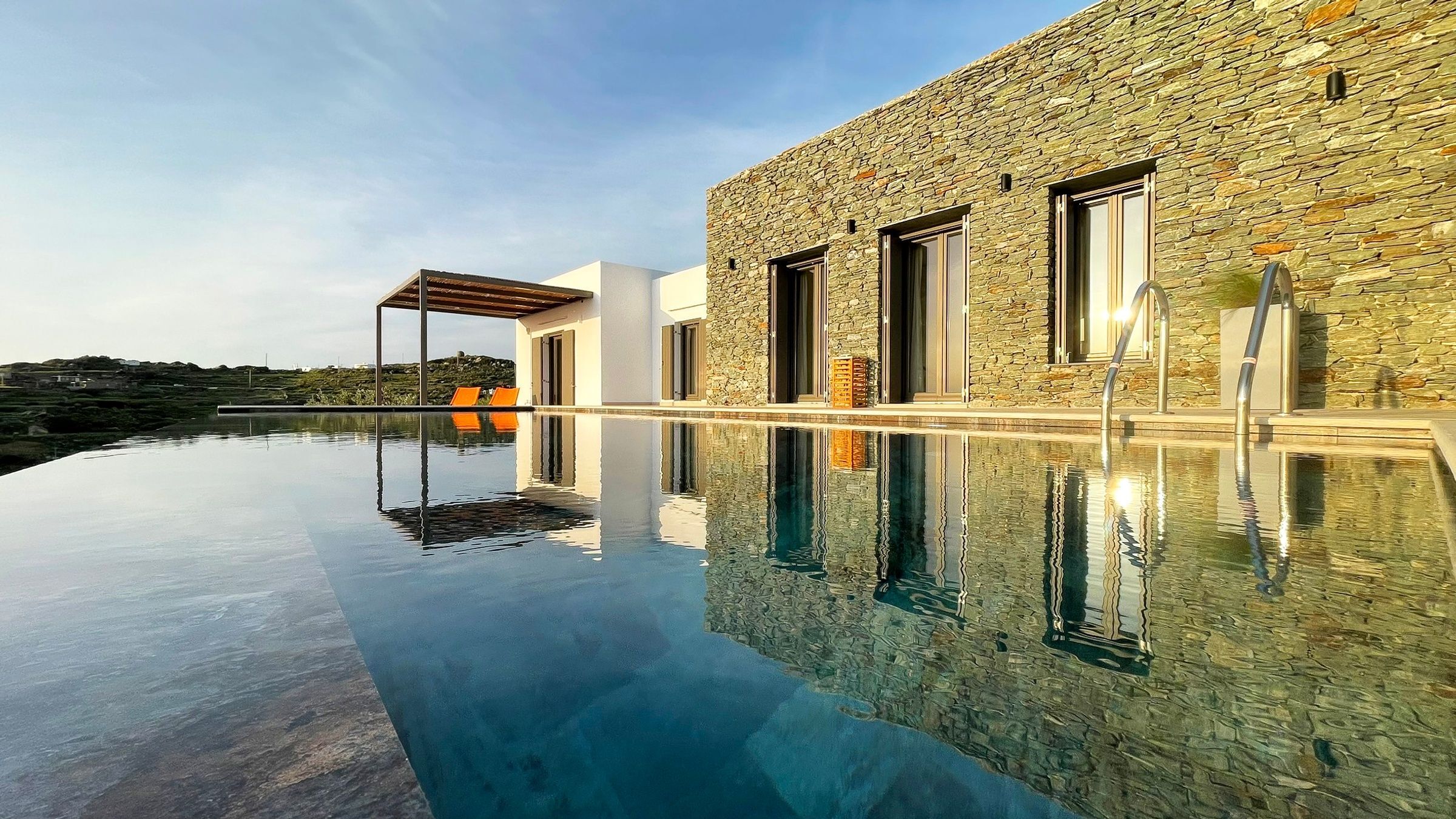Lithos Estate